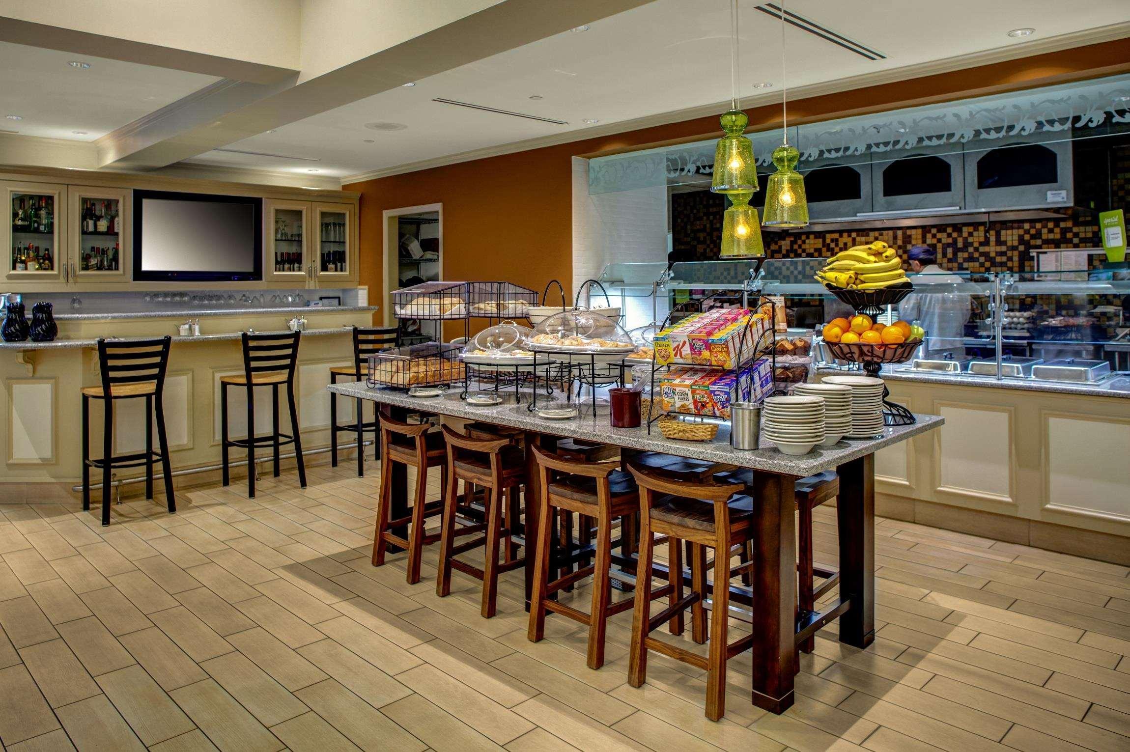 Hilton Garden Inn Danbury Ngoại thất bức ảnh